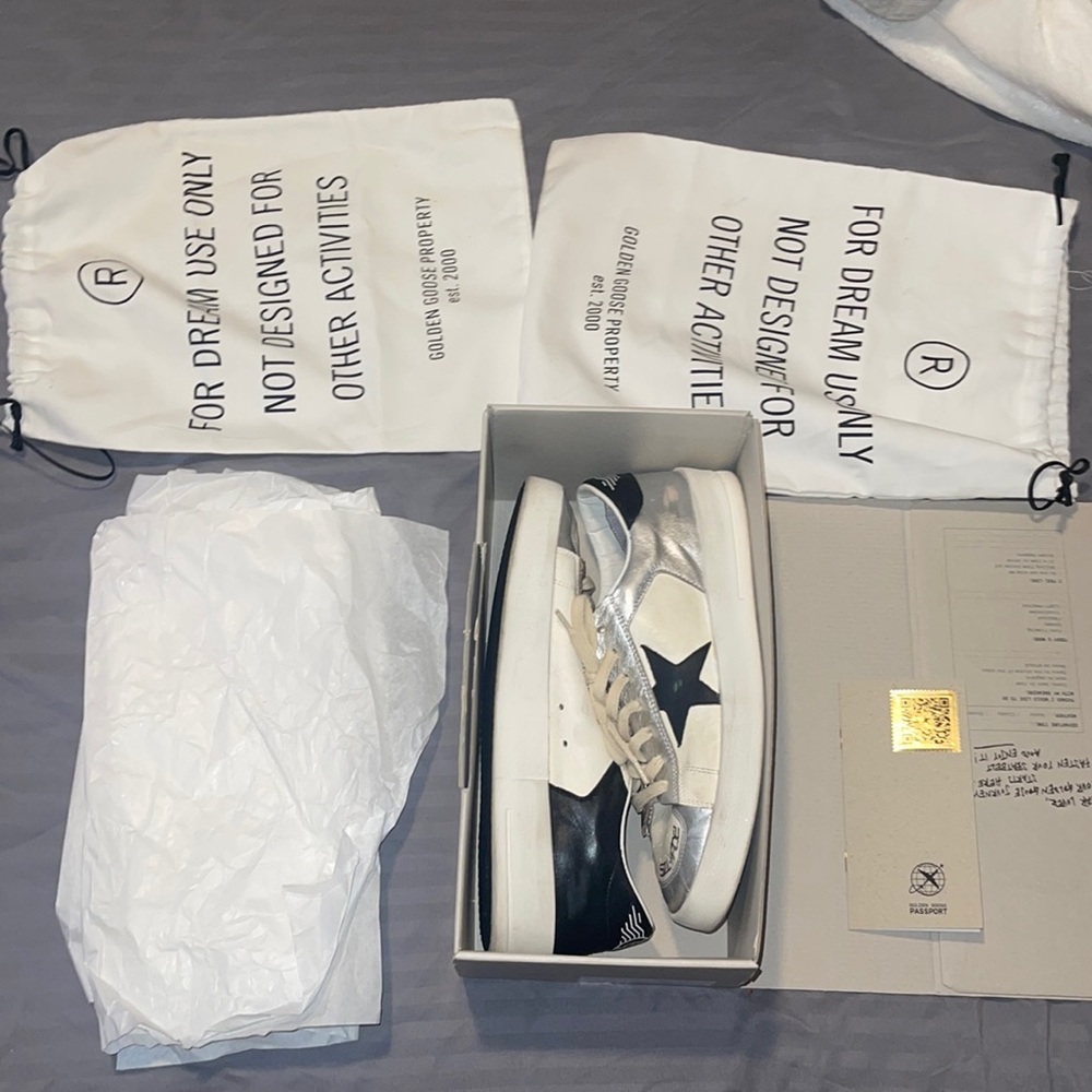GOLDEN GOOSE SUPER STARS UNISEX NEW SIZE 43 US size 9-9.5 RARE